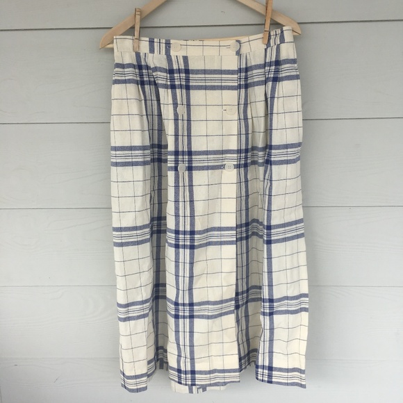 Dresses & Skirts - High Waisted Plaid Kilt Blue White Vintage